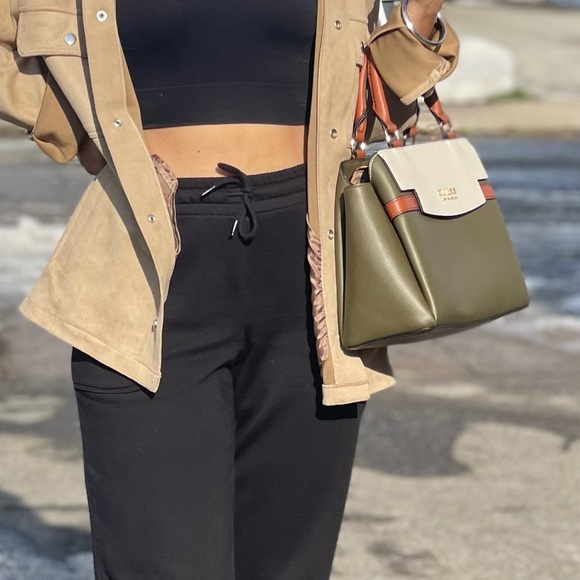 Guess Bag - Picture 1 of 4